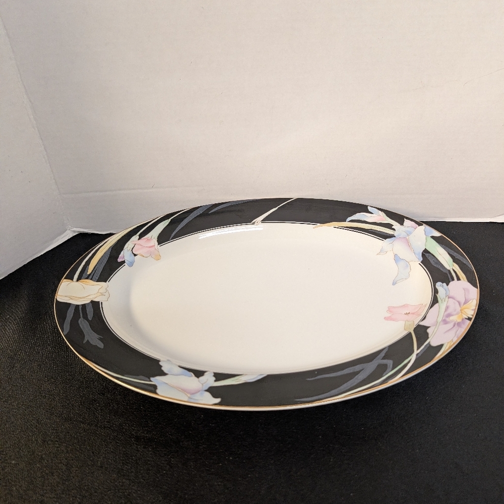 Vintage Mikasa Charisma Black  L9050 14-1/2" X 10-3/4" Oval Serving Platter Tray